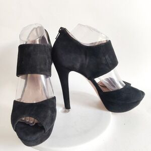 BCBGeneration Platform Heels Size 8 Stiletto Pumps Black Suede Peep Toe Zip Back